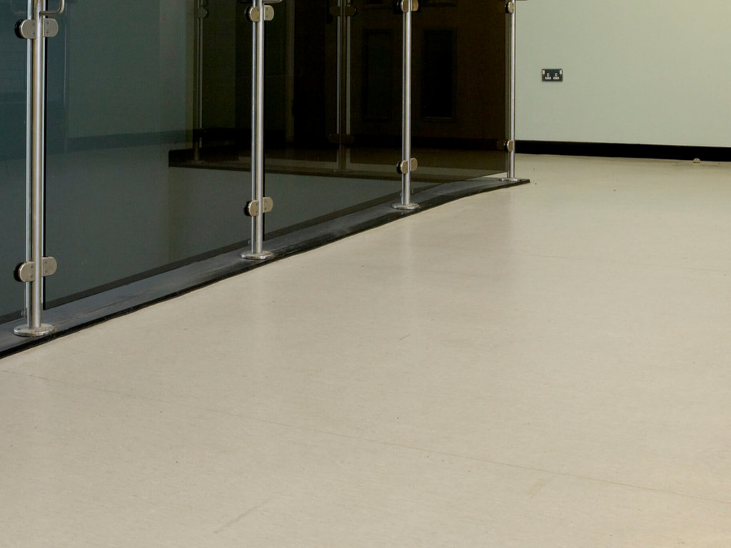 Oak 8300 gallery