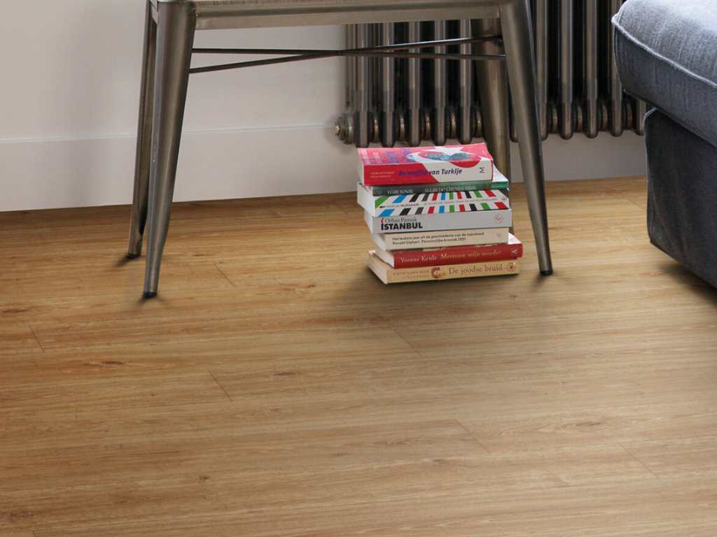 Honey Blushed Oak 2162