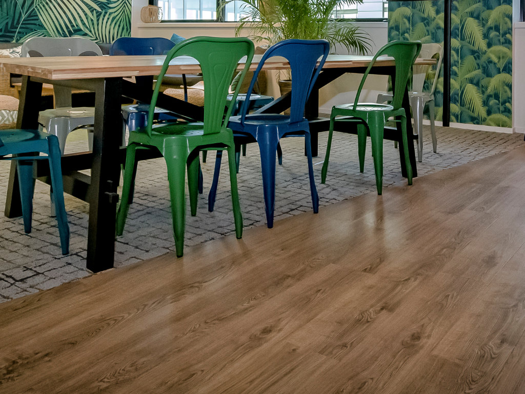 Light Classic Oak 2520 gallery